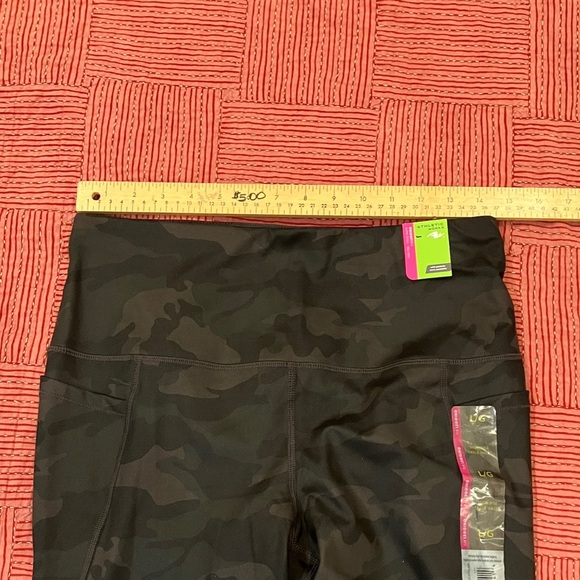 Athletic Works women’s size large NWT camo leggings - Picture 11 of 16